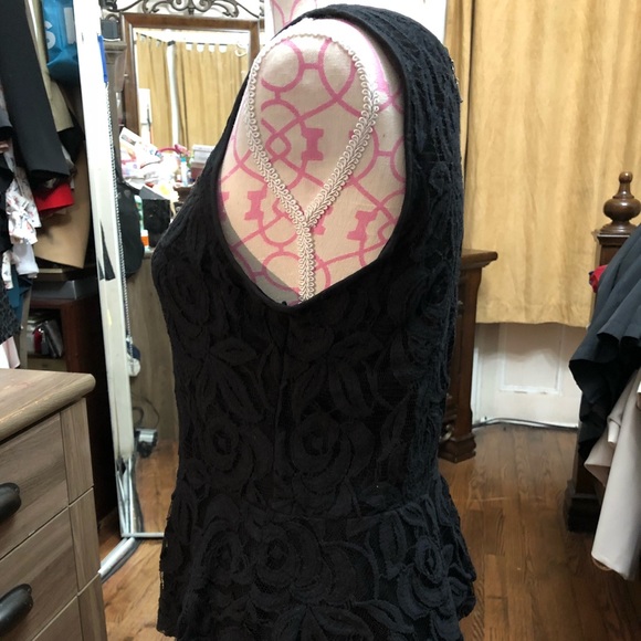 INC international concepts black laced top. - Picture 2 of 8